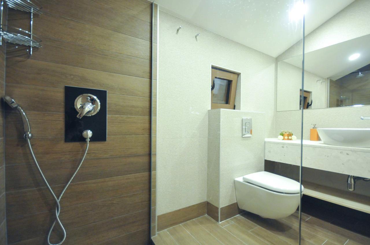 Corso Levante Luxury Suites Petrovac Exterior photo