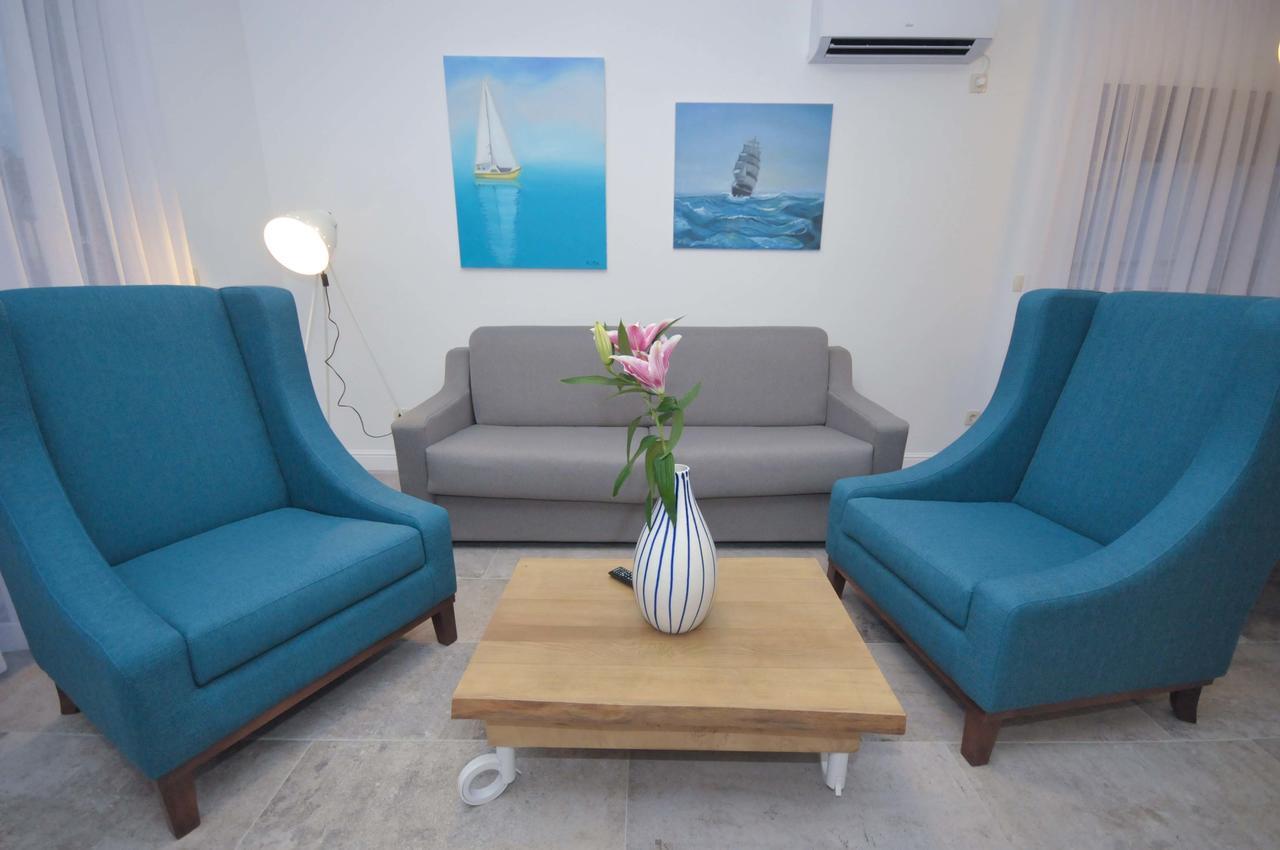 Corso Levante Luxury Suites Petrovac Exterior photo